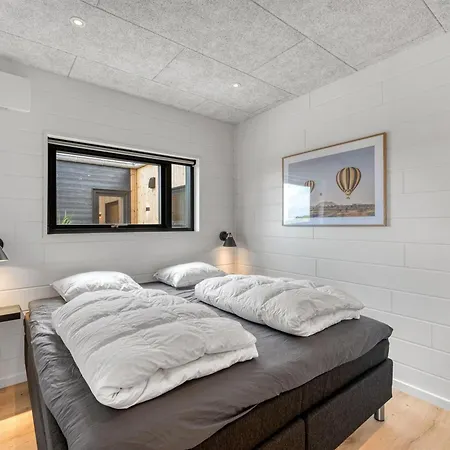 Vakantiehuis Brigita - 100m To The Fjord By Interhome *