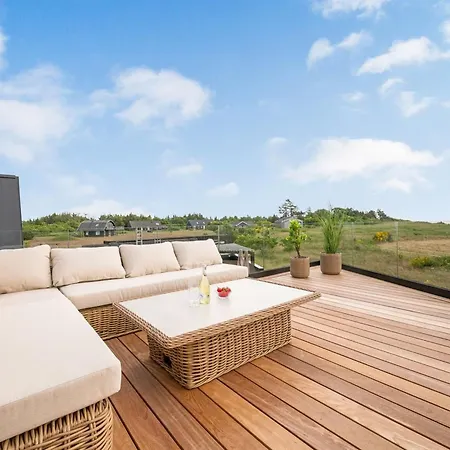 Brigita - 100m To The Fjord By Interhome Vakantiehuis *